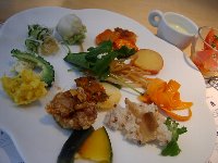 �u��Ƃ�̋�ԁv�Ń����`